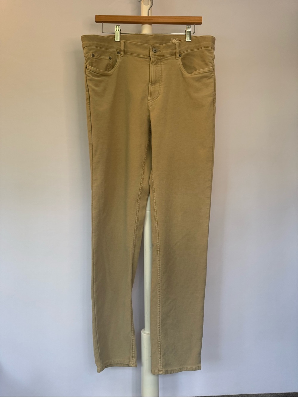 Faherty Men's Khaki Straight Jeans